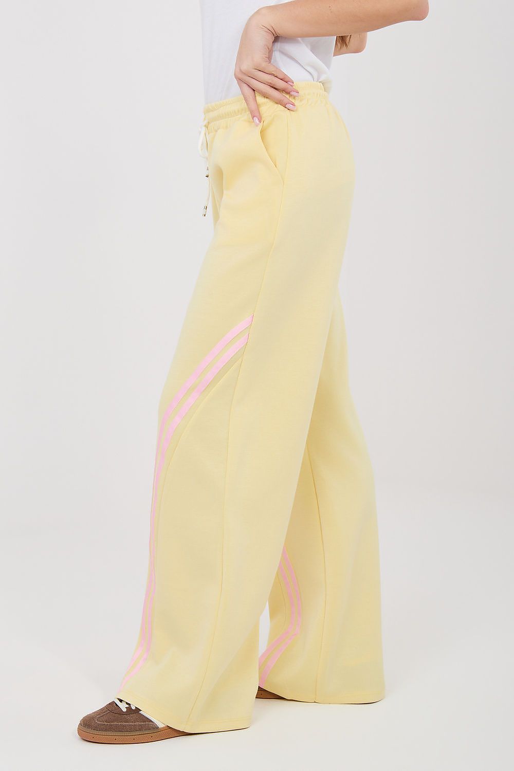  Tracksuit trousers model 225413 Rue Paris 